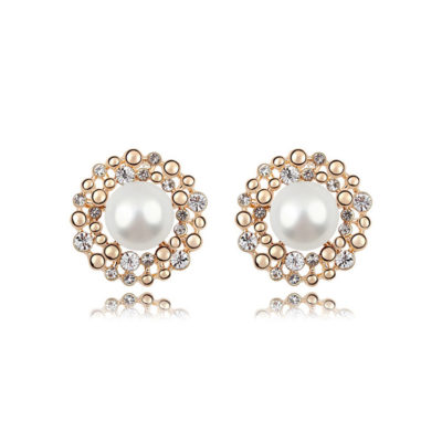 Boucles Oreilles dorées avec perle
