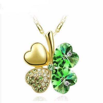 Collier trèfle  doré vert